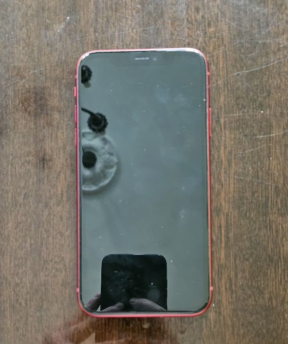Iphone 11 ( wysyłka paczkomatem lub odbiór osobisty)