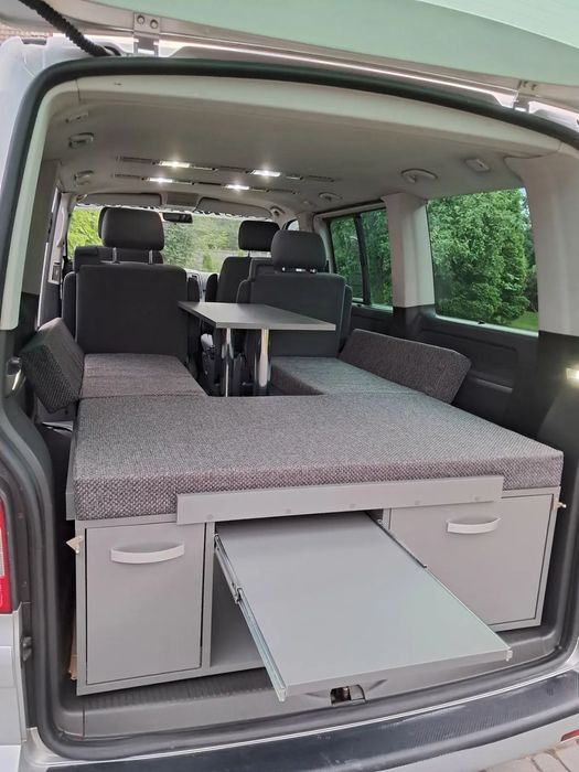 Volkswagen Multivan Kamper 2.5 176KM z Niemiec