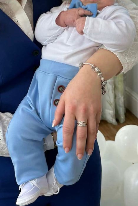 Sprzedam ubranko do chrztu