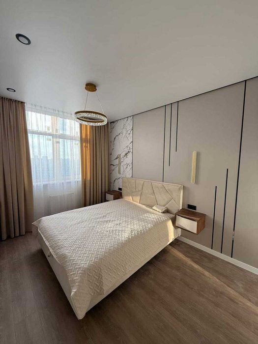 У продажу 1 кому. із ремонтом. Новий комплекс. Краснова