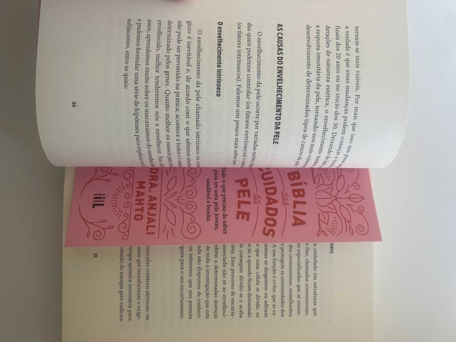 Livro Bíblia dos cuidados da Pele - Dra. Anjali Mahto