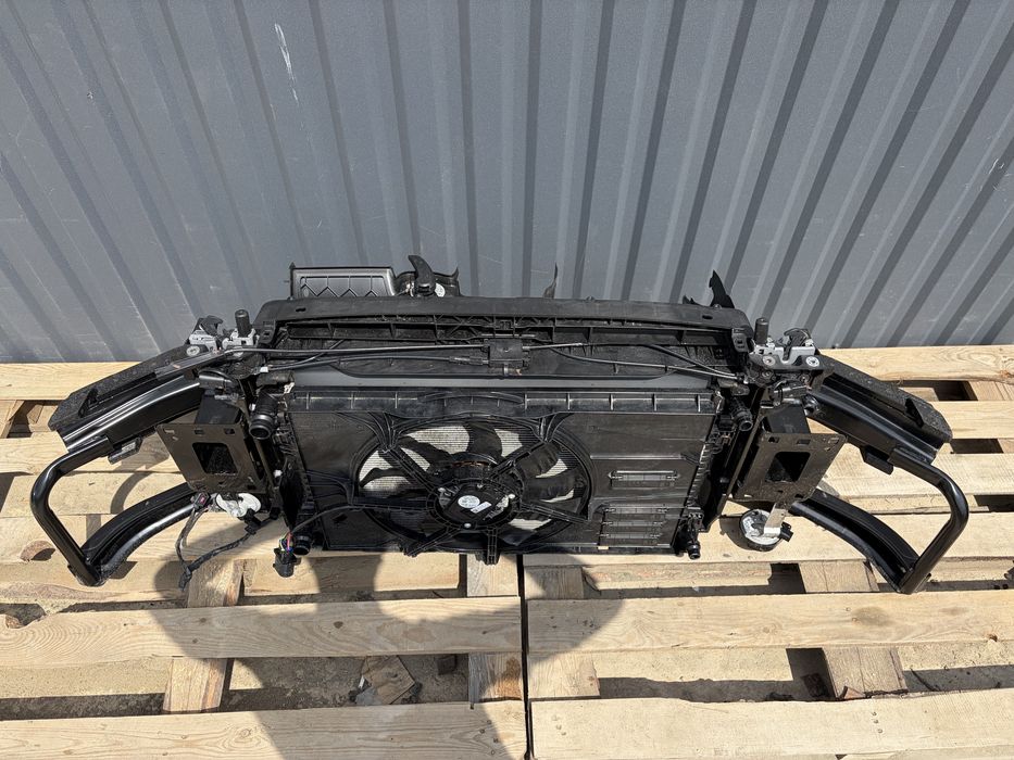 Передня комплектна Установочна панель Volkswagen Passat B9 Європа
