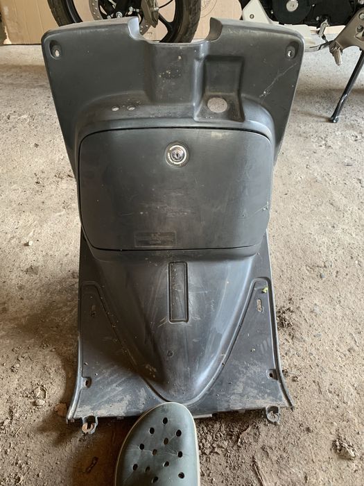 Продам подгазетник yamaha axis