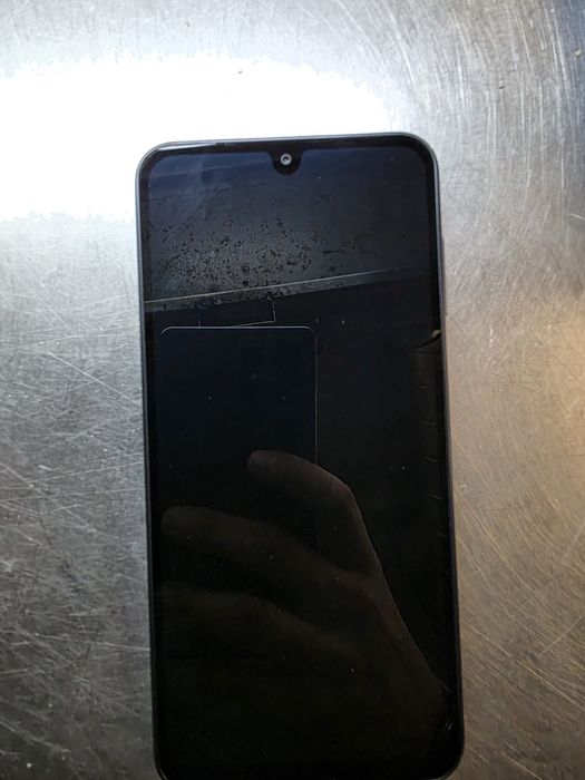 Iphone 12 pro e samsung galaxy a16