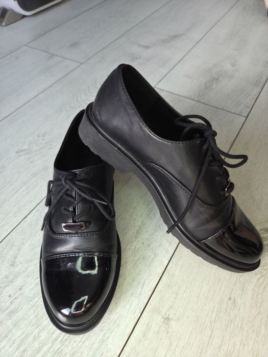 Eleganckie buty damskie