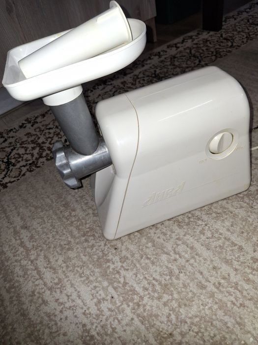 Электромясорубка Дива