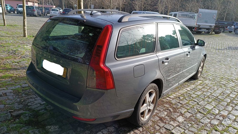 Volvo v50 1.6D, 2010, 220 000km