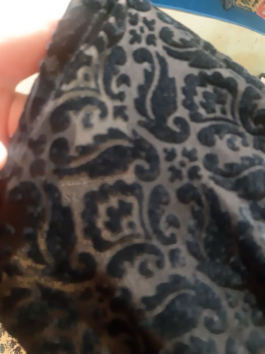 Красива велюрова сукня