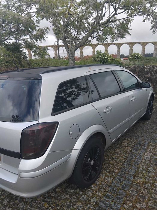Carrinha com manutençao feita a poucos dias