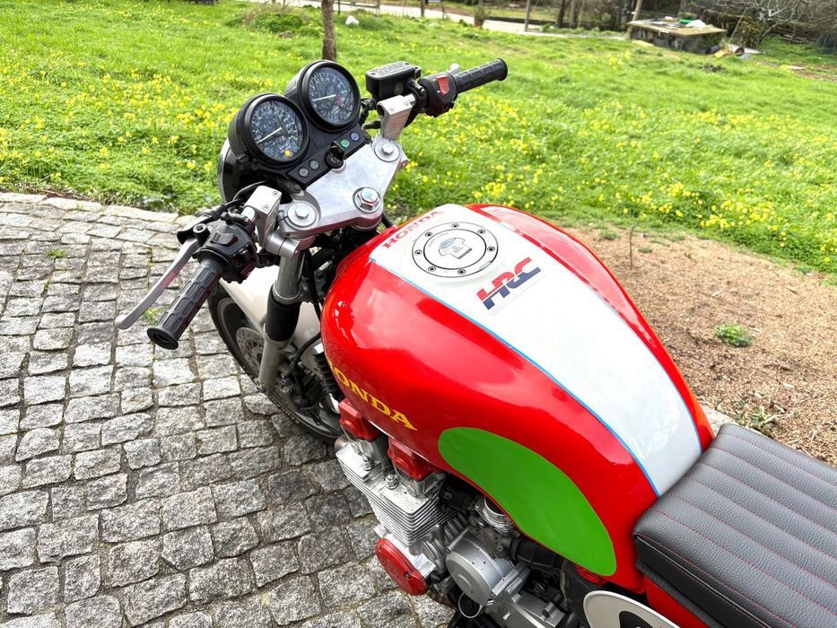 Honda CB 750 Four Cafe Racer