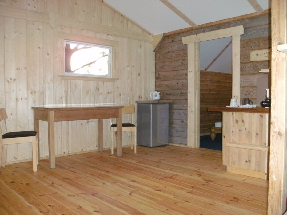DOM POD SEKWOJAMI- agroturystyka  KAMPINOS 30 km od Warszawy