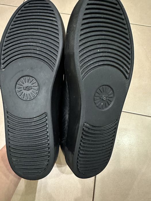 Продам шкіряні оригінальні кеди UGG 38 розмір,24,5 см устілка
