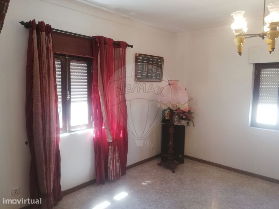 Moradia T7 para venda
