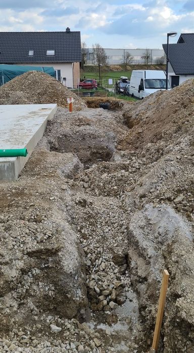 Uslugi ziemne,  usługi koparko-ładowarką, usługi minikoparką, wywrotka 3.5t ,Gliwice