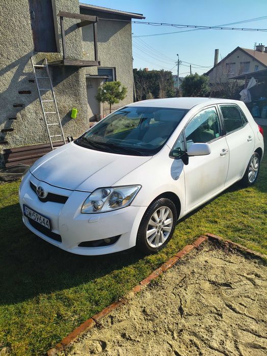 Toyota Auris 2007; skrzynia MMT; 1,6 benzyna + gaz; 119000km