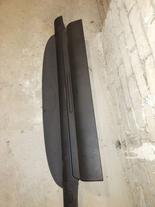 Roleta bagażnika Volvo V50, amortyzatory tył