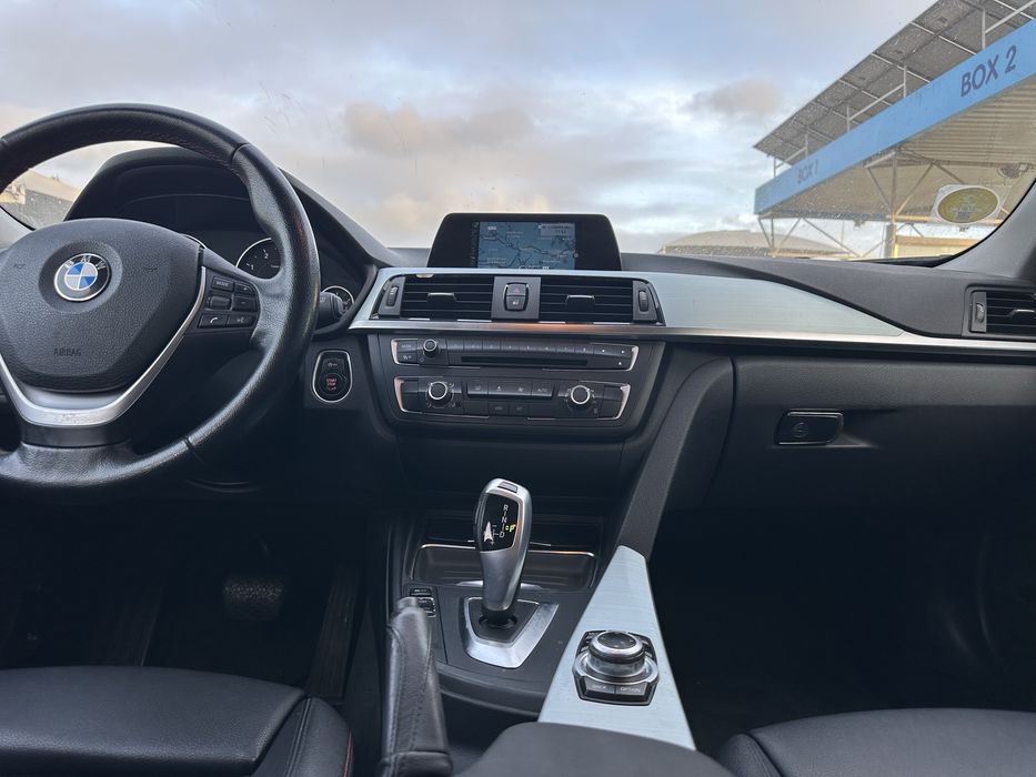 BMW 320D SportLine Caixa Automatica Aceito Retoma