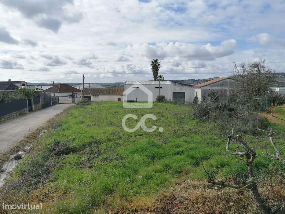 Terreno Rústico para Construção com 1.130 m²  Delgada – Bombarral