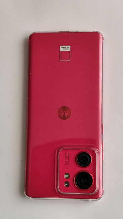 Smartfon Motorola Edge 40 8 GB / 256 GB 5G Czerwony Viva Magenta Gw