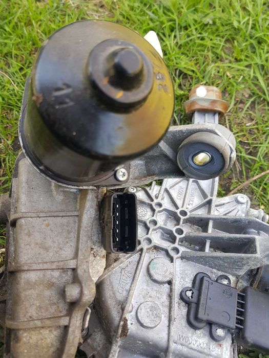 Silnik mechanizm wycieraczek prawy i lewy Scenic III kpl, posiadam inne części
