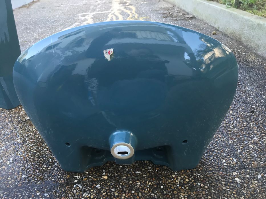 Lavatório de casa de banho completo azul esverdeado vintage