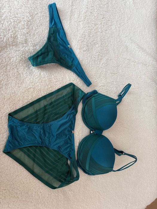 Комплект жіночоі білизни Emporio Armani