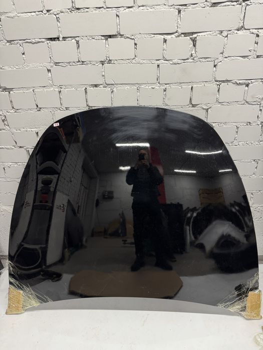 Оригінальний Капот на Tesla mY