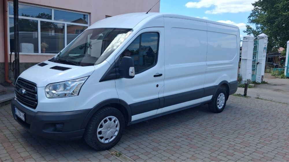 Бус грузовий Ford Transit