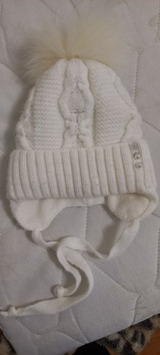 Шапка зимняя и весенняя для девочки 1,5-2,5 года