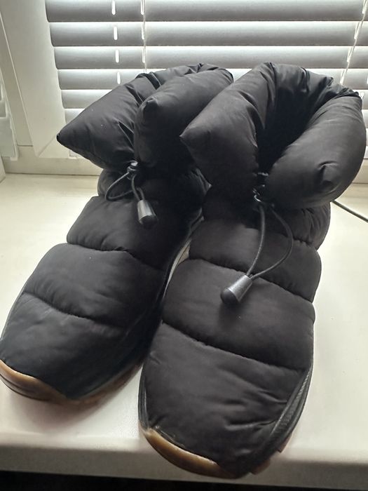 Дутики жіночі чорні H&M