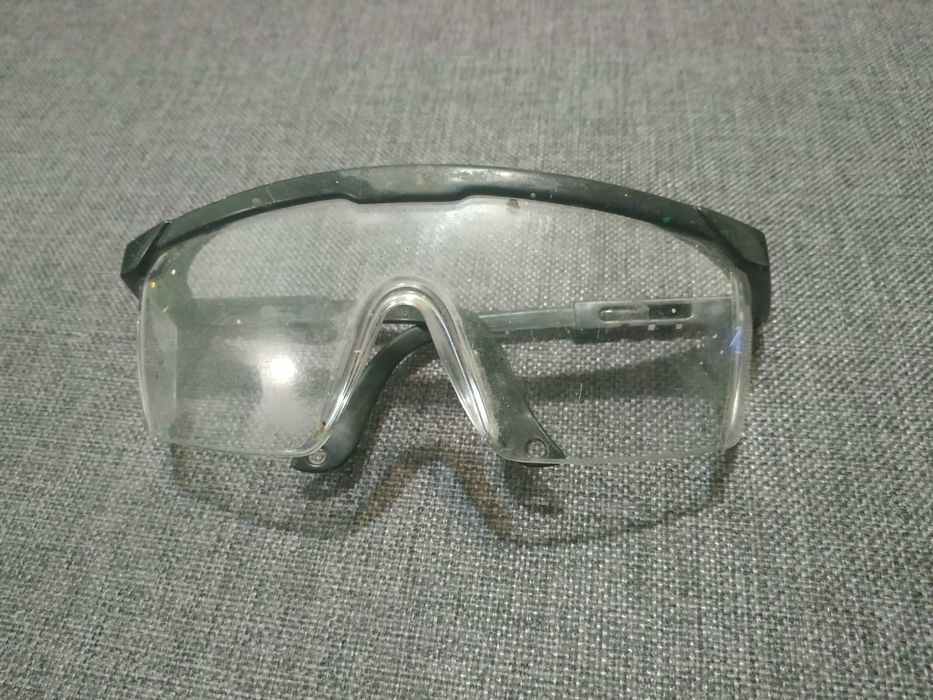 Очки рабочие строительные (защита глаз)