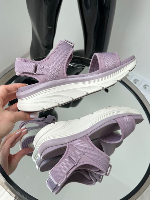 Женские тренд босоножки на липучках Skechers D'Lux Walker 38/39/40/41р
