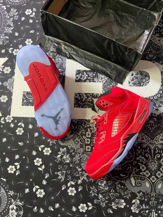 Jordan 5 retro Red Suede