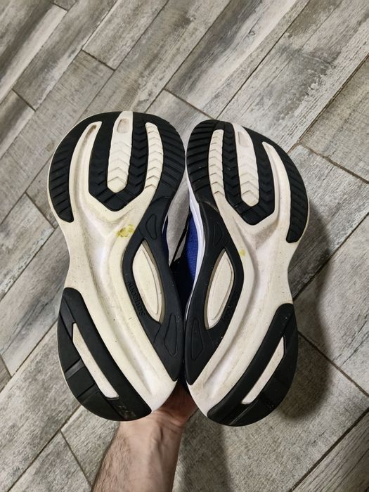 Saucony asics mizuno brooks для бега и города