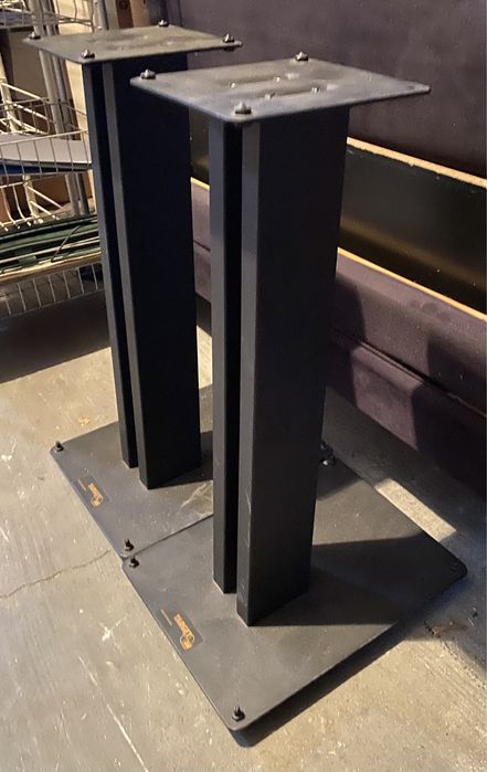 Stand de colunas - Target Audio