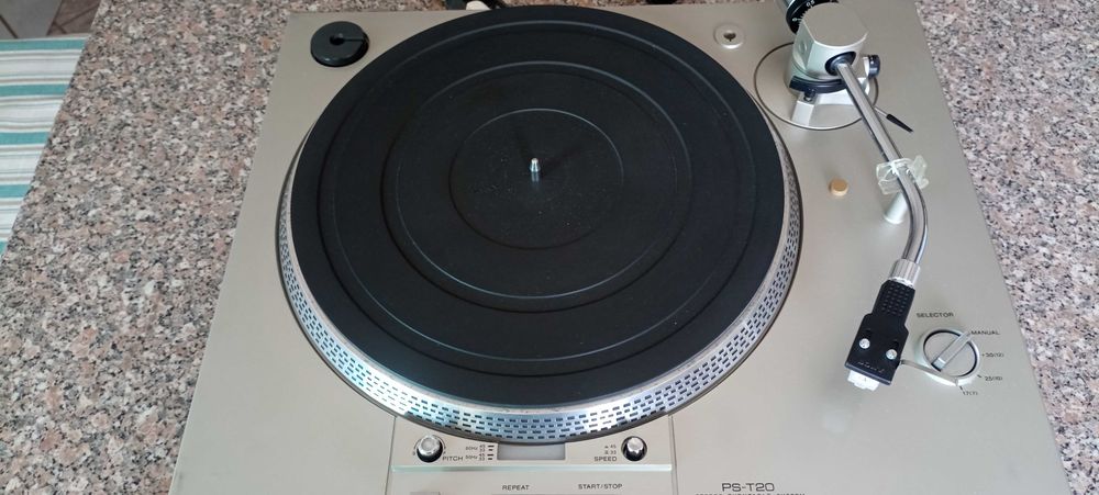 Gira-Discos Sony PS-T20