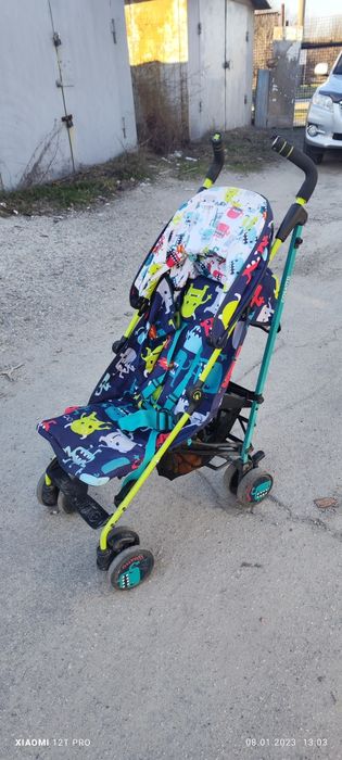 Коляска прогулочная
