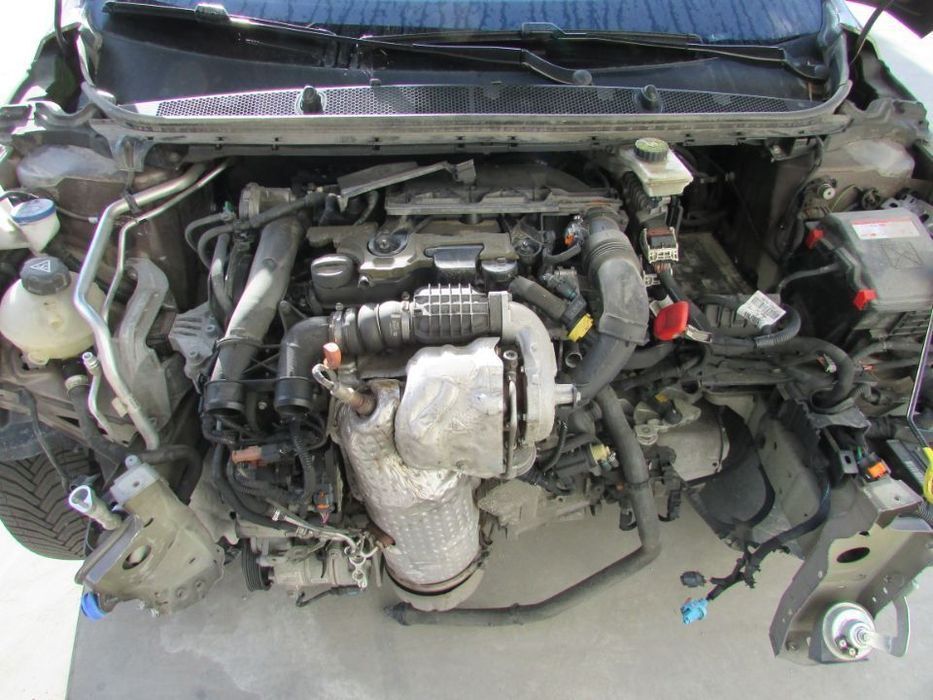 Peças Peugeot 308 1.6 HDi do ano 2015 (9H05)