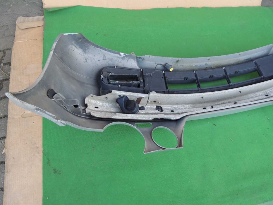 Zderzak przedni BMW 3 III E46 COMPACT KOMPAKT SREBRNY 354/7