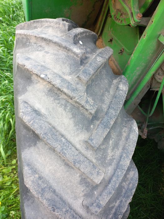 Комбайн John Deere 1042
