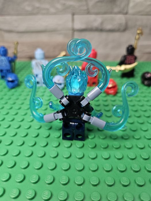 Figurki Ninja Nrg  - komplet.
