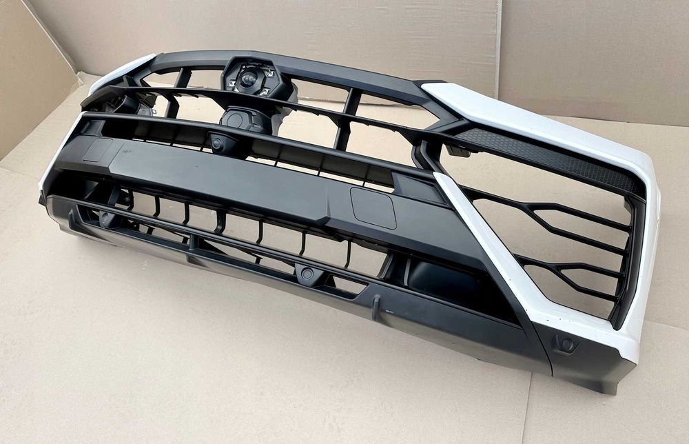Бампер передній Lamborghini Urus, комплектний-