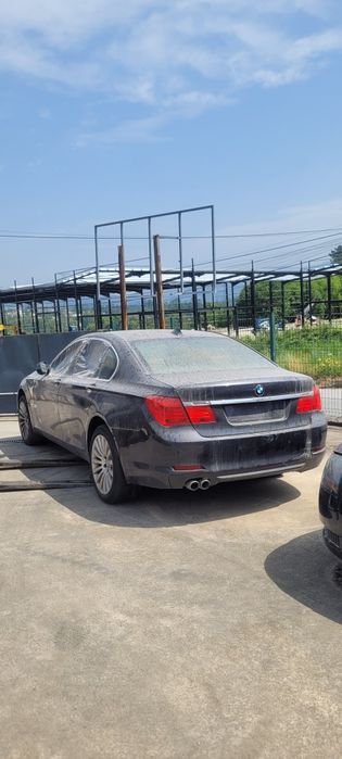 Bmw serie 7 730 d 2012