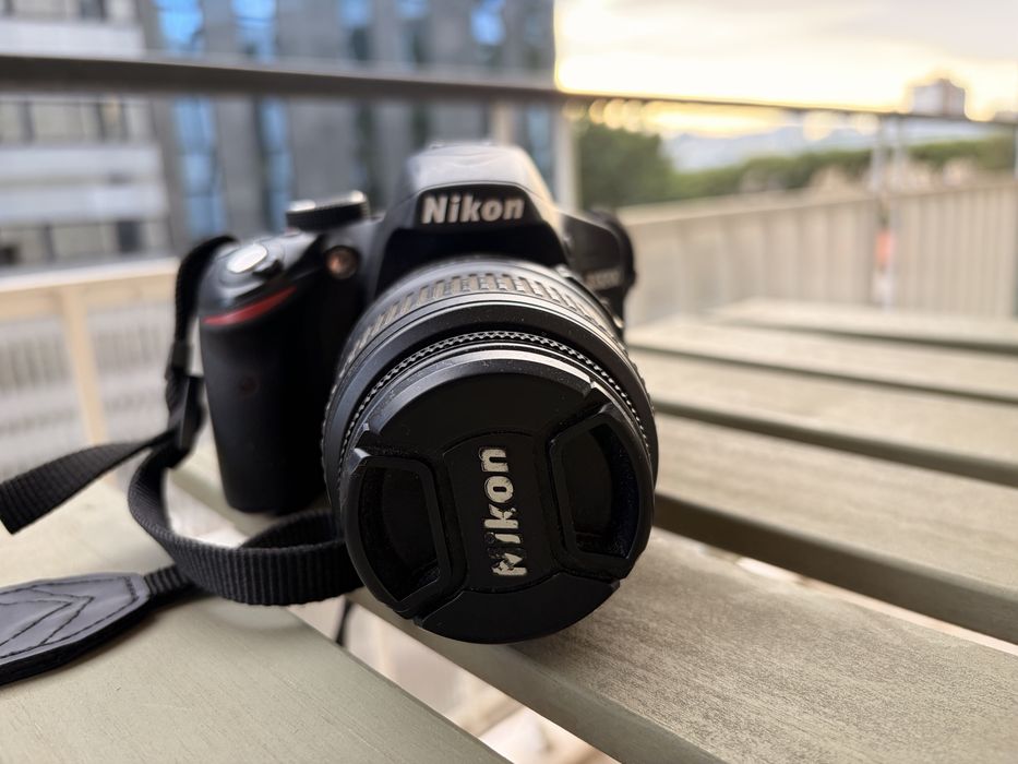 Nikon D3200 + carregador