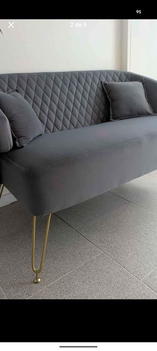 Sofá 2 lugares + mesa