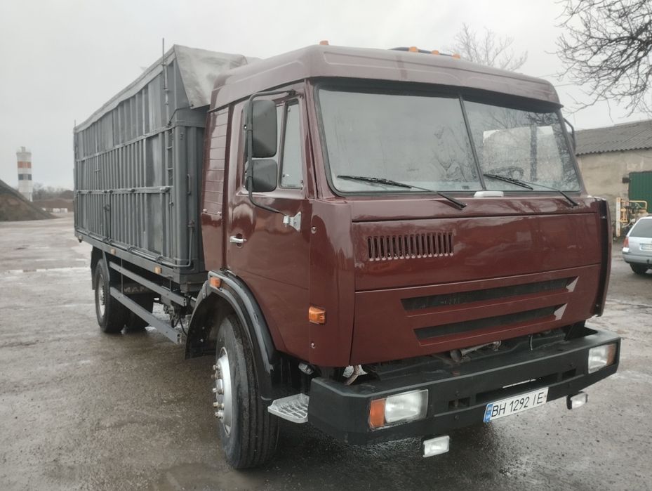 Продам КамАЗ бортовой, распашонка