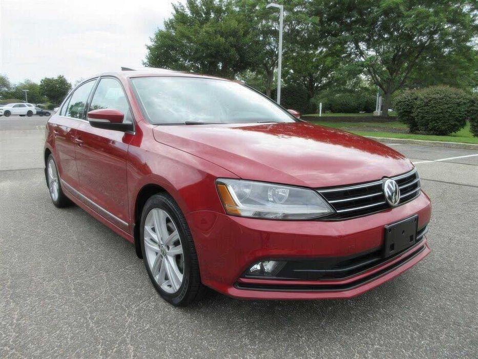 Volkswagen Jetta      2017