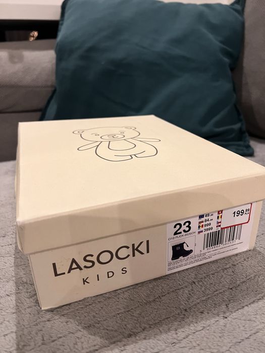 Nowe dziecięce buty śniegowce rozm 23