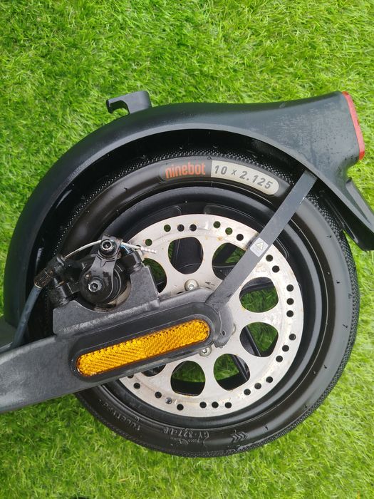 Trotinet ninebot