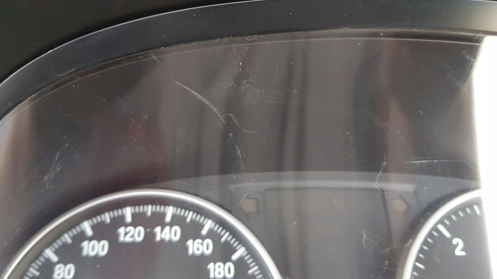 BMW E90 E91 2.0D Licznik Zegar